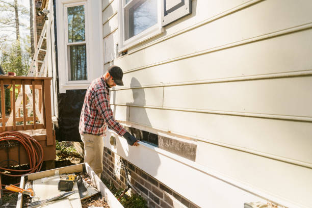 Top rated local Emergency Siding Repair specialists in Yorktown, IN